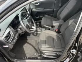 Kia Stonic 1.0 T-GDi MHEV DynamicLine NAVI CARPLAY + CAMERA thumbnail 9