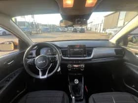 Kia Stonic 1.0 T-GDi MHEV DynamicLine All SeasonBanden/Navigatie/Trekhaak thumbnail 11