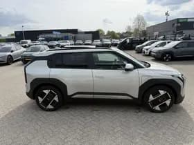 Kia New Ev3 thumbnail 8