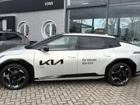 Kia Ev4 Fastback GT PlusLine 81,4KWH '' per direct beschikbaar '' lage bijtelling thumbnail 4