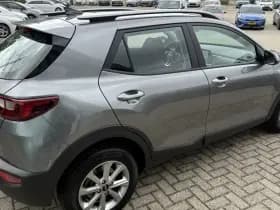 Kia Stonic 1.0 T-GDi MHEV DynamicLine NAVI + CAMERA thumbnail 6