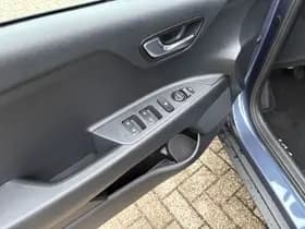 Kia Stonic 1.0 T-GDi MHEV DynamicPlusLine thumbnail 9