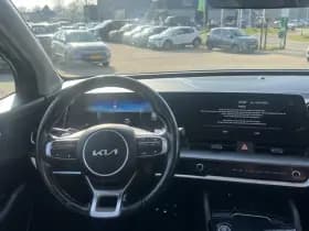 Kia Sportage 1.6 T HEV DynamicPlusLine | Panoramadak | Trekhaak | Navigatie thumbnail 9