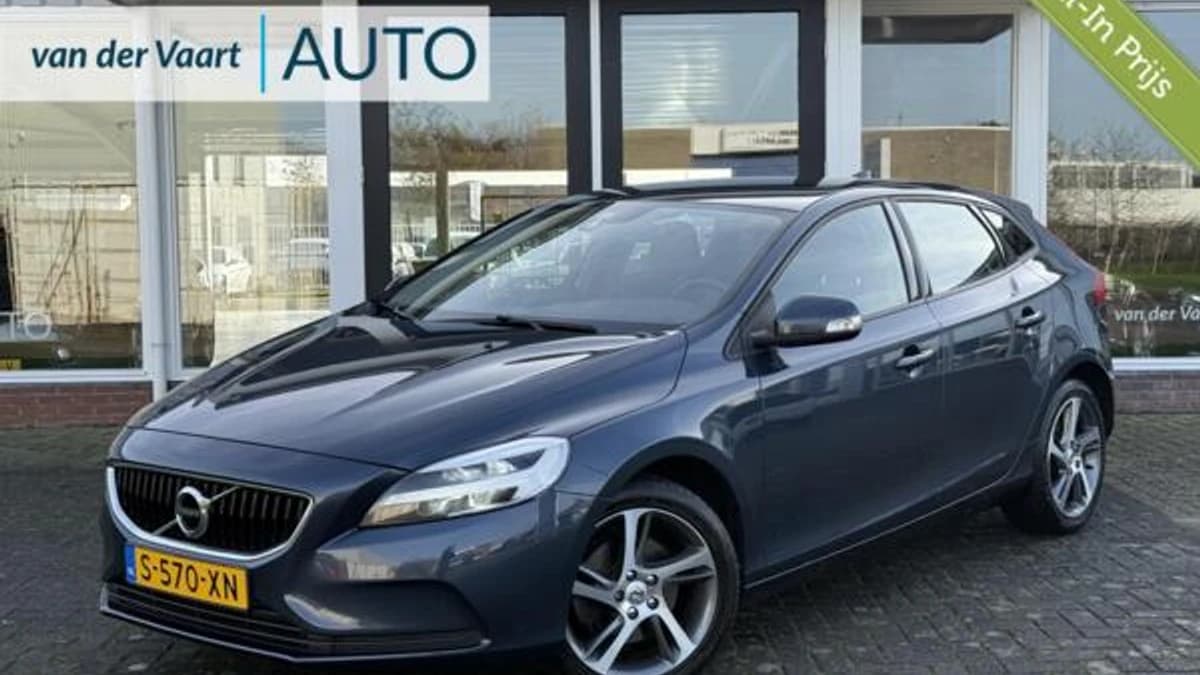 Volvo V40 — foto 1
