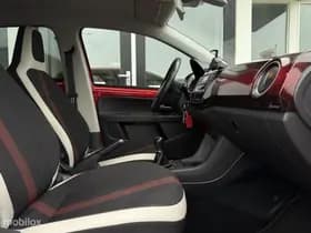 Volkswagen Up! thumbnail 11