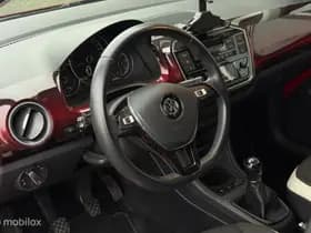 Volkswagen Up! thumbnail 35