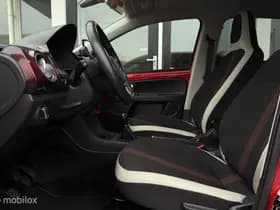 Volkswagen Up! thumbnail 8