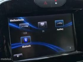 Renault Clio thumbnail 32