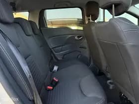 Renault Clio thumbnail 9