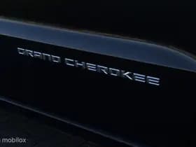 Jeep Grand thumbnail 25