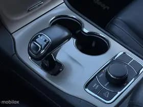 Jeep Grand thumbnail 31