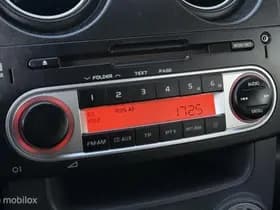 Mitsubishi Colt thumbnail 23