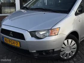 Mitsubishi Colt thumbnail 26