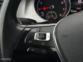 Volkswagen Golf thumbnail 26