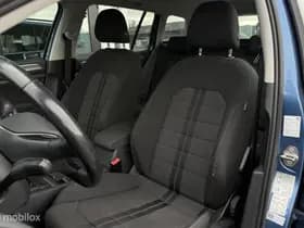 Volkswagen Golf thumbnail 8