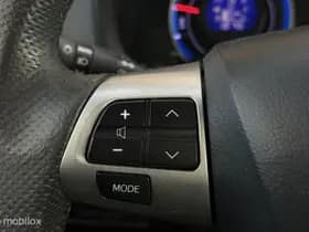 Toyota Auris thumbnail 15