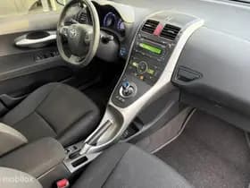 Toyota Auris thumbnail 10