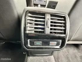 Volkswagen Passat thumbnail 15