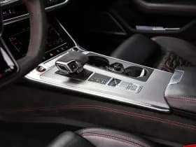 Audi RS6 Avant 4.0 TFSI Quattro , B&O Advanced, Nachtzicht, 4-wielsturing, Head-up display, Trekhaak, Laser thumbnail 12