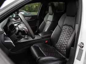 Audi RS6 Avant 4.0 TFSI Quattro , B&O Advanced, Nachtzicht, 4-wielsturing, Head-up display, Trekhaak, Laser thumbnail 6