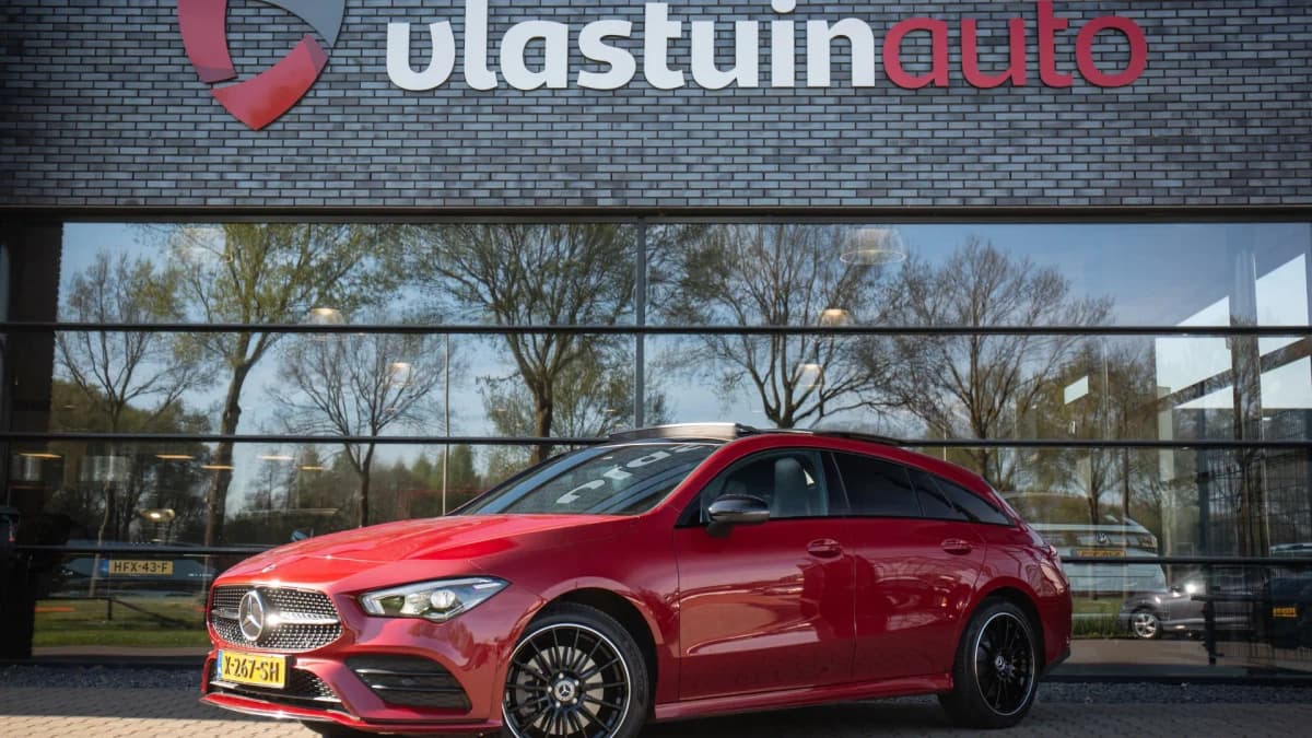 Mercedes-Benz CLA-Klasse Shooting Brake 250 e AMG Line , Panorama dak, Camera, Sfeerverlichting, — foto 1