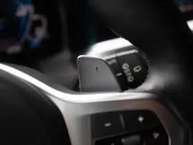 BMW 3 Serie Touring 330e High Executive M-Sport 290pk , Adaptive cruise, Trekhaak, Sfeerverlichting, thumbnail 22