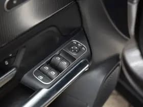 Mercedes-Benz GLA 200 AMG Line , Achteruitrijcamera, Stoelverwarming, Elek. achterklep thumbnail 20