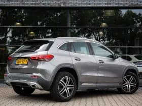 Mercedes-Benz GLA 200 AMG Line , Achteruitrijcamera, Stoelverwarming, Elek. achterklep thumbnail 4