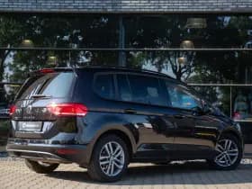 Volkswagen Touran 1.5 TSI Comfortline Business 7p , 7 persoons, Adaptive cruise, Achteruitrijcamera, thumbnail 3