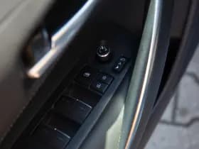 Toyota Corolla Touring Sports 2.0 Hybrid Style , Panoramadak, Adaptive cruise, Keyless entry, thumbnail 28