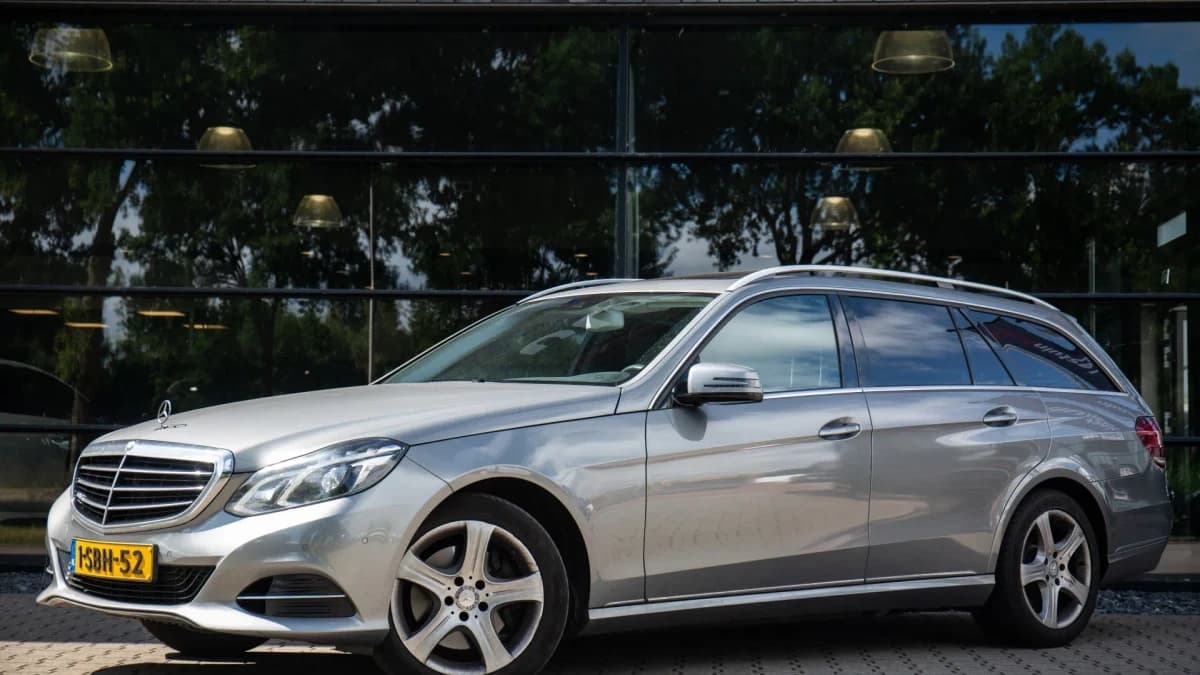 Mercedes-Benz E-Klasse Estate 250 Prestige Elegance , Panorama dak, Trekhaak, Luxe uitvoering! — foto 1