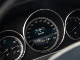 Mercedes-Benz E-Klasse Estate 250 Prestige Elegance , Panorama dak, Trekhaak, Luxe uitvoering! thumbnail 9