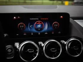 Mercedes-Benz GLA 250 e Business Solution AMG Limited , Trekhaak, Camera, Stoelverwarming, Cruise control thumbnail 19