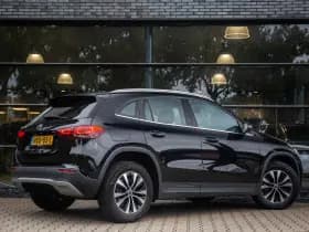 Mercedes-Benz GLA 250 e Business Solution AMG Limited , Trekhaak, Camera, Stoelverwarming, Cruise control thumbnail 3