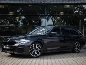 BMW 5 Serie Touring 530e M-Sport , Shadowline, Adaptive Cruise, Trekhaak, Leder, SOH 91% thumbnail 2