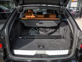 BMW 5 Serie Touring 530e M-Sport , Shadowline, Adaptive Cruise, Trekhaak, Leder, SOH 91% thumbnail 29