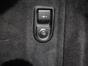 BMW 5 Serie Touring 530e M-Sport , Shadowline, Adaptive Cruise, Trekhaak, Leder, SOH 91% thumbnail 30