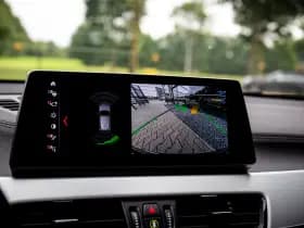 BMW X2 sDrive20i Business Edition , M-Sport, Panoramadak, Head-up display, BMW-Led thumbnail 18
