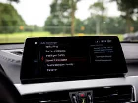 BMW X2 sDrive20i Business Edition , M-Sport, Panoramadak, Head-up display, BMW-Led thumbnail 22