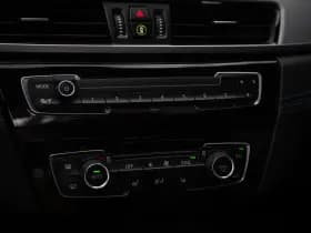 BMW X2 sDrive20i Business Edition , M-Sport, Panoramadak, Head-up display, BMW-Led thumbnail 25