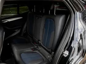 BMW X2 sDrive20i Business Edition , M-Sport, Panoramadak, Head-up display, BMW-Led thumbnail 8