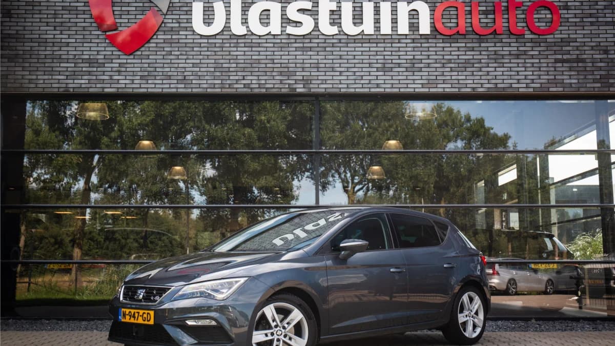SEAT Leon 1.5 TSI FR Business Intense , Automaat, Cruise control, Sportstuur, Rode sticksels — foto 1