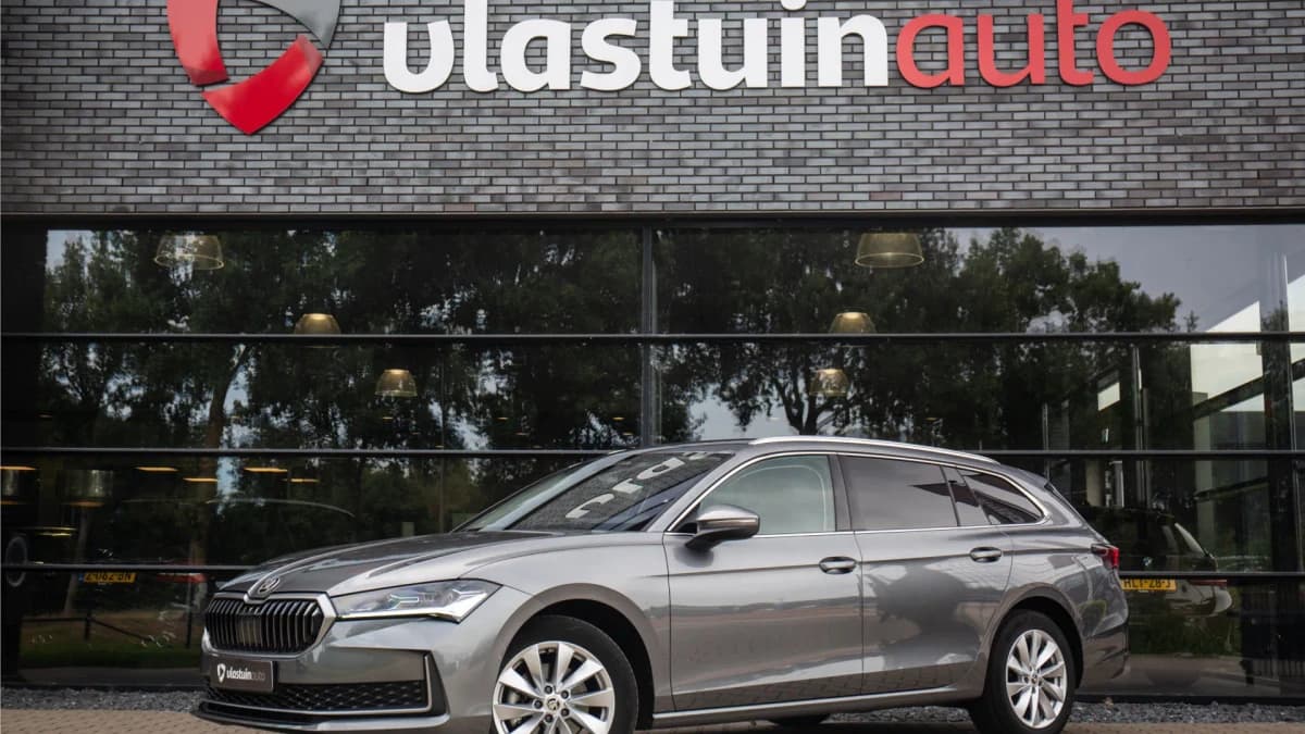 Škoda Superb Combi 1.5 TSI MHEV First Edition , Adaptive cruise, Massage, Stuur/stoelverwarming, — foto 1