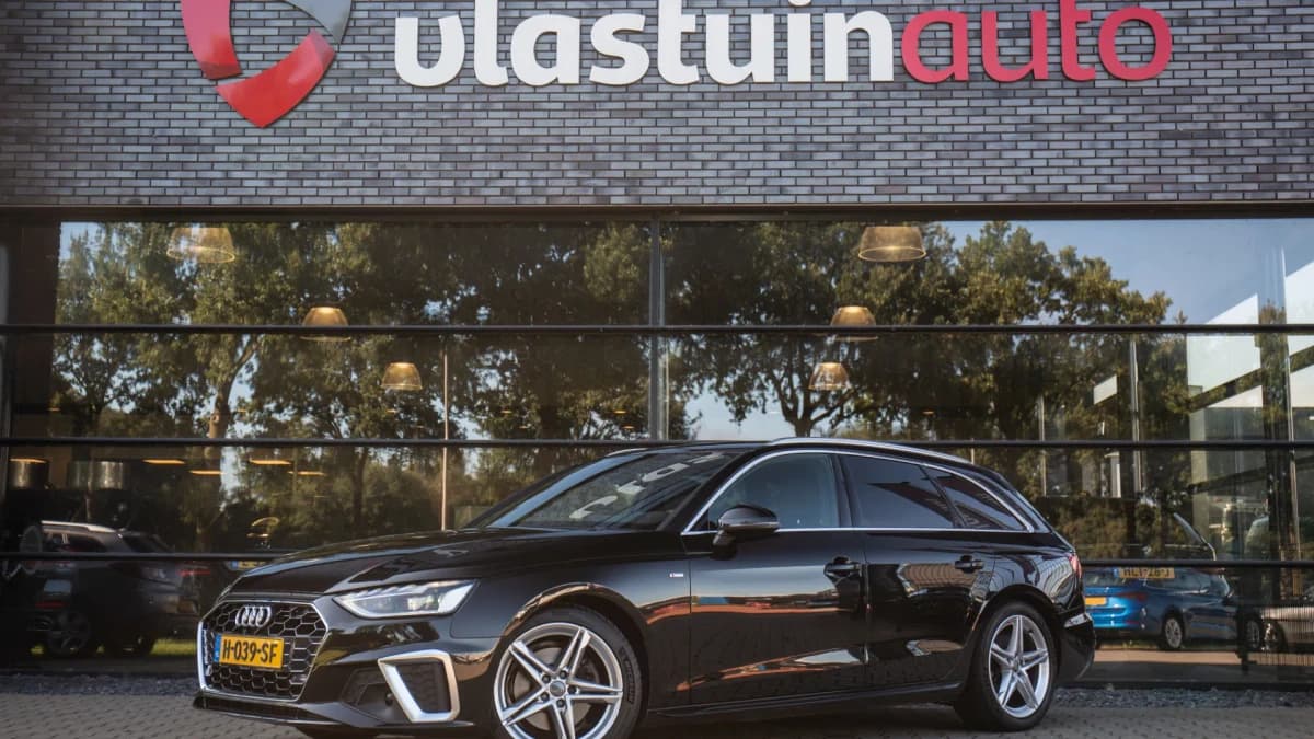 Audi A4 Avant 35 TFSI Launch edition Sport S-line , Automaat, Sfeerverlichting, NL-auto — foto 1