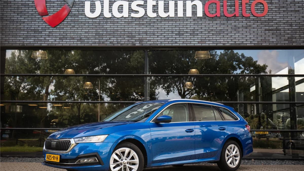 Škoda Octavia Combi 1.5 TSI Greentech Style , Adaptive cruise, Carplay, Virtual cockpit, — foto 1