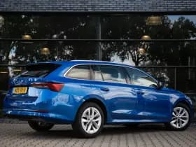 Škoda Octavia Combi 1.5 TSI Greentech Style , Adaptive cruise, Carplay, Virtual cockpit, thumbnail 3