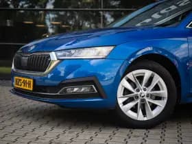 Škoda Octavia Combi 1.5 TSI Greentech Style , Adaptive cruise, Carplay, Virtual cockpit, thumbnail 4