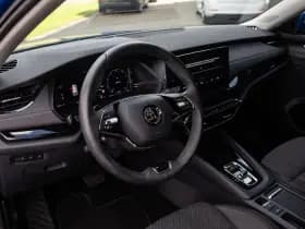 Škoda Octavia Combi 1.5 TSI Greentech Style , Adaptive cruise, Carplay, Virtual cockpit, thumbnail 8