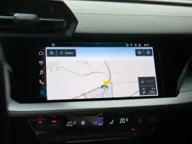 Audi A3 Sportback 35 TFSI S edition , S-line, NL-Auto, Afgevlakt stuur thumbnail 12