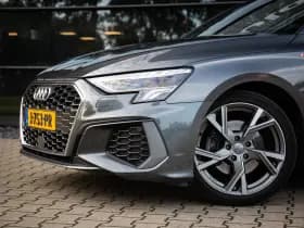 Audi A3 Sportback 35 TFSI S edition , S-line, NL-Auto, Afgevlakt stuur thumbnail 4